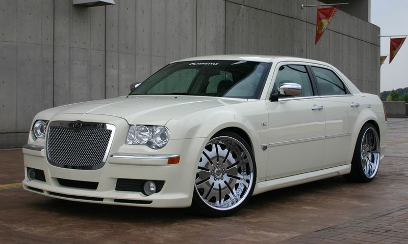 クライスラー Chrysler Chrysler 300 300cカスタム例 Kenstyle Exclusive 300 300c 05 11 Lx57 35 モタガレ