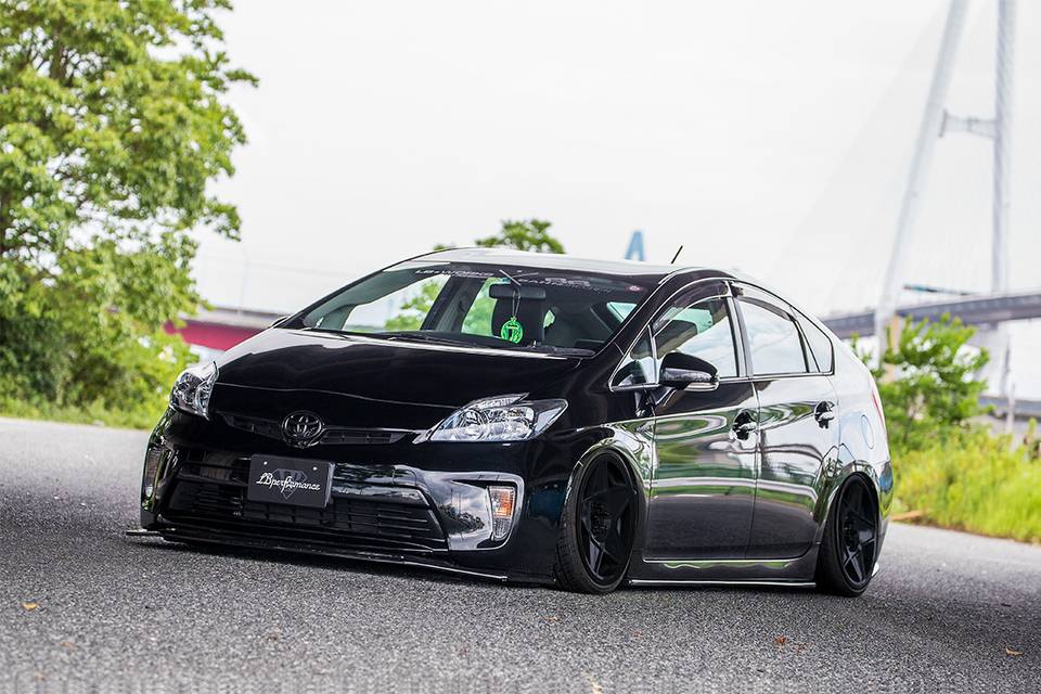 Liberty Walk Lb Nation Prius 30 Complet Body Kit Diffuser Type