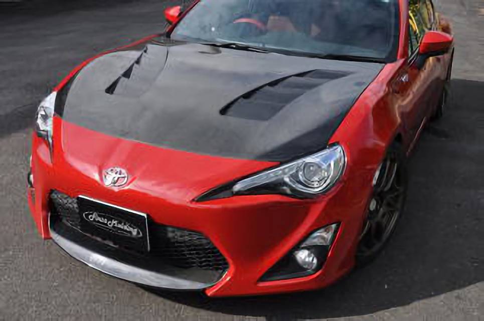 非常に高い品質 varis カーボンボンネット 86 zn6 新品未使用 sushitai